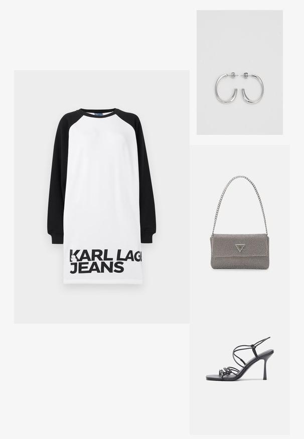 Balta ir juoda per didelė suknelė su raglano tipo rankovėmis, kurioje yra ryškus juodas užrašas "KARL LAGERFELD JEANS" apačioje. Lygus medvilnės audinys.; Juodos aukštakulnės sandalai pasižymi plonyčiais dirželiais su mazgo dizainu, lygiu kvadratiniu pirštu ir elegantišku stiletto kulnu.; Šviesiai pilka metalinė rankinė su grandinėlės dirželiu, papuošta mažais apvaliais metaliniais smeigėmis ir trikampiu prekės ženklu.; Sidabriniai lankelio formos auskarai su lygiu, blizgiu paviršiumi, išlenktos formos ir su užsegimu. Minimalistinio dizaino su moderniu apdaila.