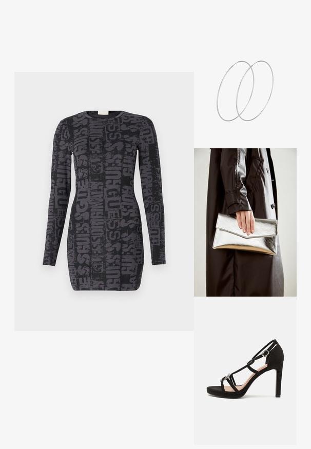 Dolga črna obleka s podolgovastimi rokavi, ki prikazuje ponavljajoč se temno sivi vzorec logotipa "GUESS", prilegajoč kroj in okroglo ovratnico. Gladka tekstura tkanine.; Črne semiš sandale na visoki peti s križnimi trakovi, okrasnim srebrnim poudarkom in platformo za dodatno višino.; Srebrna kovinska torbica s angularnim kuvertastim dizajnom, gladko teksturo in kontrastno notranjo barvo, ki jo drži roka v črnem plašču.; Srebrne uhane v obliki obroča z minimalističnim dizajnom. Krožna oblika, gladka tekstura in tanek profil. Lahki s poliranim zaključkom.