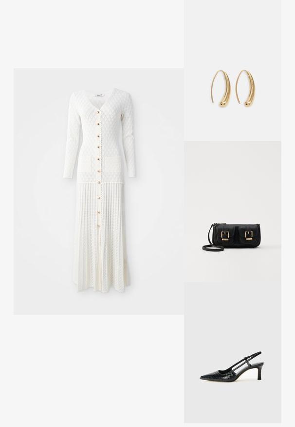 Duga bijela pletena haljina s V-izrezom i dugim rukavima. Ima velike gumbe i dva prednja džepa, s rebrastom teksturom i dizajnom.; Crne lakirane slingback pete s oštrim vrhom, s teksturiranim uzorkom zmijske kože, podesivom remenom i kratkom, teksturiranom blok-petom.; Crna kožna torba preko ramena s dva prednja džepa, zlatnim kopčama, zatvaranjem na zip i uskim remenom. Teksturirana površina i kompaktan pravokutan oblik.; Zlatne metalne naušnice u obliku obruča s zakrivljenim, izduženim oblikom. Imaju glatku, sjajnu površinu i zaobljeni vrh za dodatni detalj.