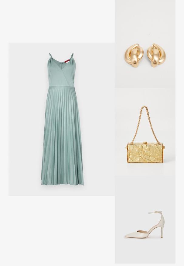 Dlhé skladané šaty v svetle zelenej farbe, s nastaviteľnými ramienkami a hlbokým výstrihom do V. Vyrobené z hladkej látky s ľahkou textúrou.; Biele kožené topánky na vysokom podpätku s špicatou špičkou, remienkom okolo členka a štíhlym stiletto podpätkom. Hladký povrch s jemným lesklým povrchom.; Zlatá kabelka s pokrčenou textúrou, s obdĺžnikovým tvarom, disponujúca reťazovým popruhom a zapínaním na vrchu. Hladký, lesklý povrch.; Náušnice z pozláteného kovu s prepleteným dizajnom, hladkým, lesklým povrchom a zaoblenými tvarmi. Každá meria približne 5 cm.