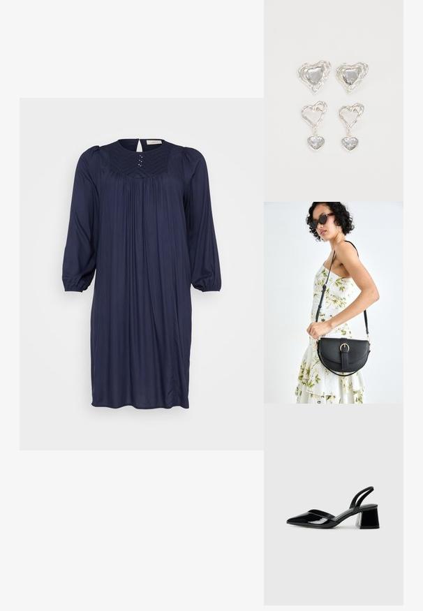 Rochie bleumarin cu decolteu în formă de cerc, față plisat și mâneci evazate de trei sferturi. Presentă mici strasuri decorative pe decolteu.; Pantofi cu toc slingback din piele lacuită neagră, cu vârf ascuțit și toc geometric. Prezintă un design elegant, minimalist și o textură netedă.; Geantă din piele neagră, cu o formă curbată, curea detașabilă și accesorii aurii. Geanta are un capac cu un detaliu tip cataramă.; Cerceii în formă de inimă argintie sunt decorați cu pietre clare fațetate, având un cadru texturat. Setul include stiluri cu buton și cu pandantiv.