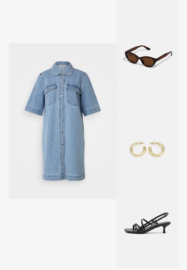 Světle modré denimové šaty s krátkými rukávy, zapínání na knoflíky vpředu, dvě náprsní kapsy a límeček. Hladký materiál, délka ke kolenům.; Černé sandály na podpatku s několika křížovými pásky. Hladký materiál, špičatá špička a úzký podpatek. Nastavitelný pásek kolem kotníku s přezkou.; Hnědé želvovinové sluneční brýle ve vintage stylu kočičího oka s hnědými skly. Mají zakřivené nožičky s červenými akcenty.; Zlaté kruhové náušnice s hladkým, lesklým povrchem. Kruhový design s malým kolíčkem a průhledným záznamem pro bezpečné nošení.
