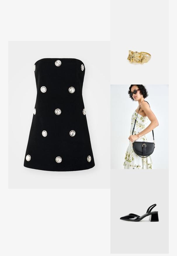 David Koma ALLOVER CRYSTAL STRAPLESS DRESS - Kokteiļkleita/ballīšu kleita - black/silver; Melna lakota āda ar atvērto papēdi, ar smailu purngalu un ģeometrisku blokpapēdi. Iezīmējas elegants, minimāls dizains un gluda tekstūra.; Melnas ādas rokassoma ar izliekta formu, noņemamu siksnu un zelta aksesuāriem. Somai ir vāciņš ar sprādzes detaļu.; Zelta gredzens ar teksturētu, viļņotu dizainu, kas rotāts ar trim izteiktām virsotnēm. Gluda, spīdīga virsma ar atvērtu joslu, lai to varētu pielāgot.