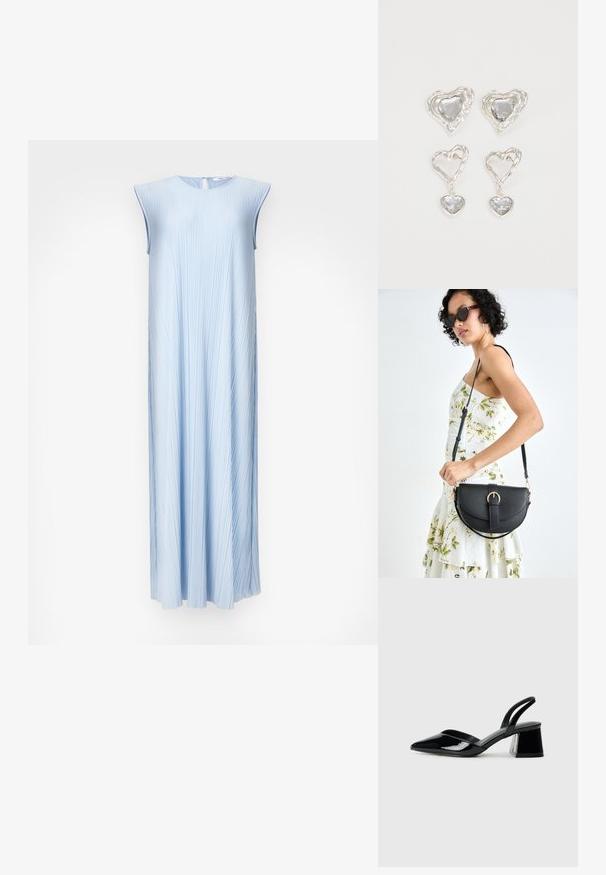 Ljust blå plisserad ärmlös klänning med rund halsringning och nyckelhålsbackstängning. Flödande A-linjeform, slät textur och subtil lyster.; Svarta lackläder slingback klackar med spetsig tå och geometrisk klack. Har en elegant, minimalistisk design och slät yta.; Svart läderhandväska med en böjd form, avtagbar rem och guldiga detaljer. Väskan har ett lock med en spänndetalj.; Silvriga örhängen i hjärtform har slipade klara stenar och en texturerad ram. Setet inkluderar både stift- och hängande stilar.