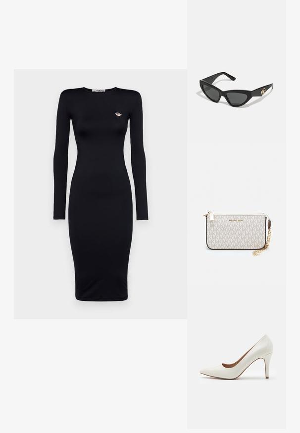Svart långärmad midi-klänning med en figurnära silhuett, tillverkad av ett slätt tyg, med en liten broderad logotyp på bröstet.; Vita lackläder högklackad sko med spetsig tå och en slät yta, med en smal klack och låg skärning runt öppningen.; Kattögon-solglasögon med en matt svart plastbåge, mörka linser och en guldlogotyp som accent på skalmen. Vinklad design och jämn yta.; Michael Kors handledos i beige belagd kanvas med ett upprepande MK-logomönster, gyllene detaljer och ett avtagbart kedjehandtag.