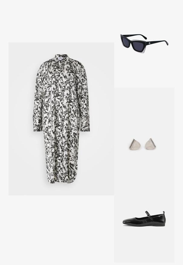 Zwart-wit bloemenprint jurk met lange mouwen, knopen aan de voorkant, kraag en een losse pasvorm, vervaardigd van lichte stof.; Zwarte patenten leren ballerina met een spitse neus, een enkelbandje met een gesp en een gladde, glanzende textuur. Lage hak voor comfort.; Zwarte oversized zonnebril met een geometrische vorm, voorzien van donkere glazen en een contrasterend grijs detail op het montuur. Logo op de arm.; Zilveren metalen oorbellen met een gladde, druppelvorm en een gepolijste afwerking. Subtiele gravures voegen detail toe. Minimalistisch ontwerp.