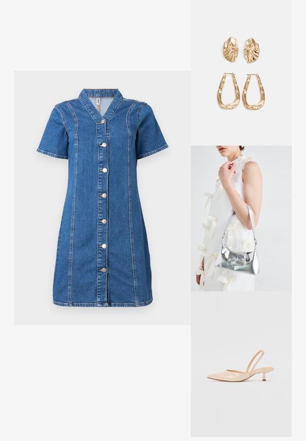 Denim skjortekjole med korte ermer, med krage, vertikale sømdetaljer og fem sølvknapper foran.; Beige patenterte lærremmer med spiss tå og slank, firkantet hæl. Glatt tekstur og minimalistisk design uten dekorasjoner.; Sølvmetallisk håndveske med en strukturert form, med en topphåndtak og sløyfedetalj foran. Glatt tekstur, reflekterende overflate.; Gullfargede øredobber med teksturerte, bølgete former. Inkluderer skulpturelle klipsstuds og åpen hoop-design med en hamret finish.