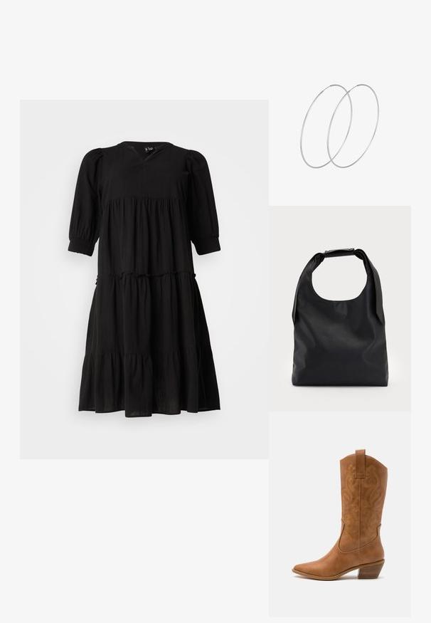 Schwarzes, gestuftes Kleid mit V-Ausschnitt, Puffärmeln und elastischen Bündchen. Hergestellt aus einem leichten Stoff, mit einer fließenden Silhouette und subtiler Textur.; Braune Leder-Cowboy-Stiefel mit spitzem Zehenbereich, bestickten Wirbelmustern am Schaft und einem gestapelten Blockabsatz. Verfügt über einen Ziehriemen für das einfache Anziehen.; Schwarze Leder-Hobo-Tasche mit einem einzelnen, weichen, abgerundeten Griff; verfügt über eine glatte Textur und ein minimalistisches Design. Keine sichtbaren Beschläge oder Akzente.; Silberne Creolen mit minimalistischem Design. Rundform, glatte Oberfläche und dünnes Profil. Leichtgewichtig mit hochglänzender Oberfläche.