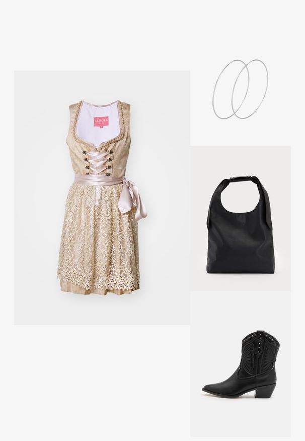 Leicht goldfarbenes Kleid mit Spitzenbesatz, tailliertem Oberteil, satiniertem Band in der Taille und floralen Akzenten entlang des Rocks.; Schwarze Leder-Cowboystiefel mit spitzen Zehen, dekorativer Stickerei und metallischen Nieten entlang der oberen Kante. Gestapelte Ferse und strukturierte Oberfläche.; Schwarze Leder-Hobo-Tasche mit einem einzelnen, weichen, abgerundeten Griff; verfügt über eine glatte Textur und ein minimalistisches Design. Keine sichtbaren Beschläge oder Akzente.; Silberne Creolen mit minimalistischem Design. Rundform, glatte Oberfläche und dünnes Profil. Leichtgewichtig mit hochglänzender Oberfläche.