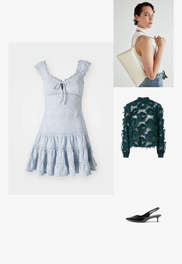 Svetlo modra čipkasta obleka z oprijetim bodijem, nabrano oblečenimi rokavi, zavezanim ovratnikom in razširjenim večplastnim krilom, ki ima cvetlične vzorce.; Turkizna prosojna bluzica s teksturiranim, izfrcanim okruglim uzorcima, visokim ovratnikom i dugim rukavima s ravnim rubom. Zatvaranje na ključanici na leđima.; Črne usnjene slingback pete z izostrenim nosom, majhno mačje peto in okrasno vozličasto podrobnostjo na sprednjem delu. Gladka tekstura po celotni površini.; Bela pravokotna torbica za ključe iz sijajnega materiala, opremljena s srebrno verižico. Model pozira in prikazuje torbico na enobarvni podlagi.