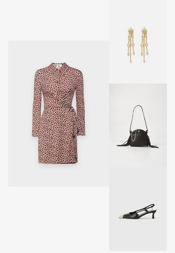 Vestido de manga larga que presenta una cintura ajustada, diseño envolvente y un patrón geométrico en tonos rojos, crema y marrones. Textura de tela suave.; Zapato de charol negro tipo slingback con punta afilada y punta metálica dorada. Presenta un diseño recortado y un tacón delgado con una correa ajustable.; Bolso de cuero negro con forma redondeada, que presenta detalles de flecos, una larga correa para el hombro y un detalle de cadena dorada.; Pendientes en tono dorado con múltiples cadenas en cascada, que cuentan con acentos de strass ovalados claros y parte superior decorativa de tachuelas.