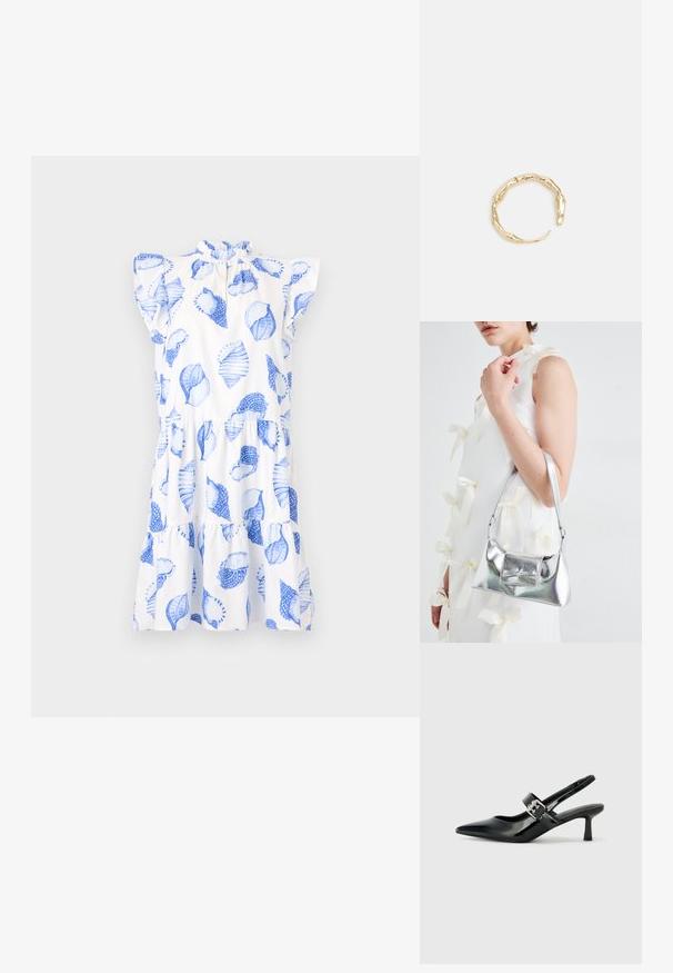 Weißes Kleid mit blauen Blätternmustern, gerafftem Ausschnitt und kurzen Ärmeln. Verfügt über einen geschichteten Rock und eine lockere Passform.; Schwarze Lackleder Slingback-Absätze mit spitzem Zeh und kleinem Blockabsatz, ausgestattet mit einem silbernen Schnallenakzent am Riemen.; Silberne metallische Handtasche mit strukturierter Form, ausgestattet mit einem oberen Griff und einer Schleifenapplikation auf der Vorderseite. Glatte Textur, reflektierendes Finish.; Goldfarbener Ring mit einem organischen, gedrehten Design, glatter Oberfläche und sich verjüngenden Enden, was ein modernes, skulpturales Erscheinungsbild erzeugt.