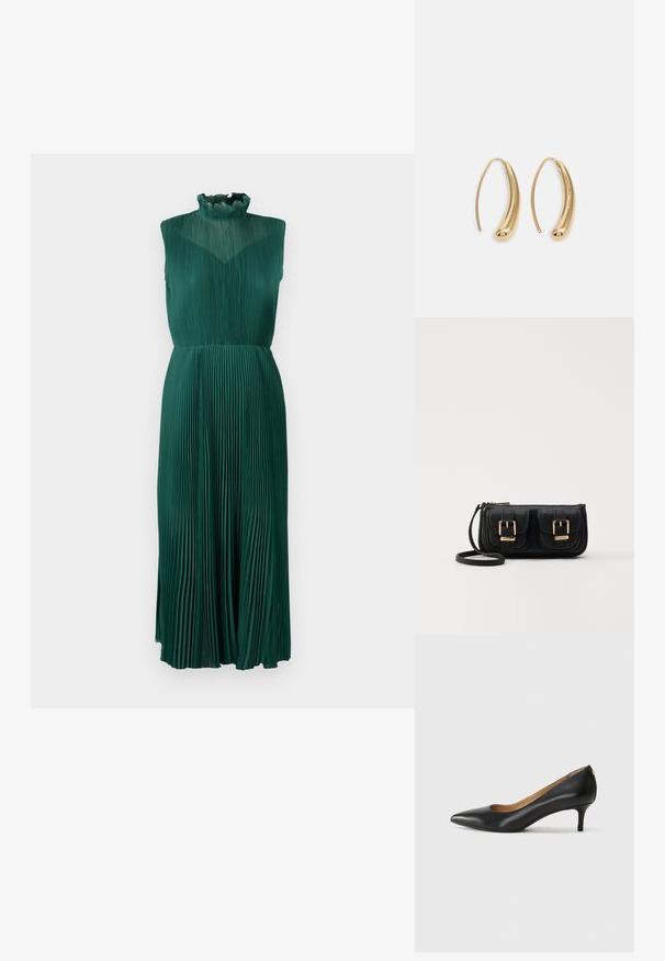 Vestido pregueado verde com um decote alto e franzido, design sem mangas, tecido fluido e silhueta de comprimento médio. Acabamento liso e texturizado.; Sapato de salto alto em pele preta com bico fino, salto baixo e textura suave. Apresenta uma ligeira abertura na parte da frente e mínima ferragem na parte de trás.; Bolsa de ombro em couro preto com dois bolsos frontais, fivelas douradas, fecho de zíper e uma alça fina. Superfície texturizada e forma retangular compacta.; Brincos em metal dourado com forma de arco alongado e curvado. Apresentam uma superfície lisa e brilhante, com uma ponta arredondada para um detalhe adicional.