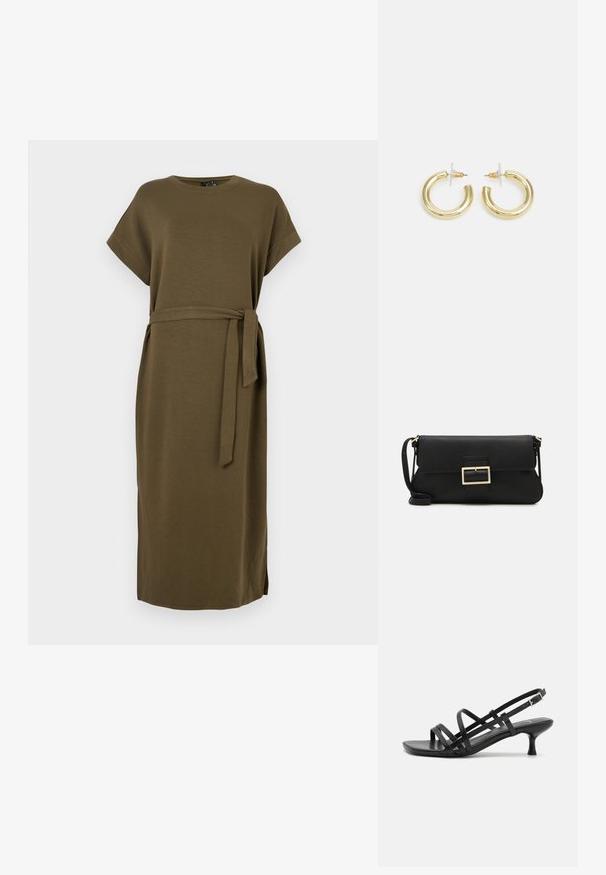 Alyvuogių žalios, iki kelių ilgio suknelė, pagaminta iš minkštos medžiagos, su trumpomis rankovėmis ir audinio diržu ties liemeniu. Suknelėje yra šoninės įpjovos, užtikrinančios judėjimo laisvę.; Juodos aukštakulnės šlepetės su keliais perrištomis juostelėmis. Lygi medžiaga, smailas nosis ir siauras kulnas. Reguliuojama kulkšnies juostelė su sagtimi.; Juodas odinis dėkliukas su atvarteliu ir auksinės metalinės sagties detalėmis. Įeina juodas diržas ir elegantiškas, minimalistinis dizainas.; Aukso auskarai su lygiu, blizgiu paviršiumi. Apvalus dizainas su maža užrakto dalimi ir skaidria atrama saugiam nešiojimui.