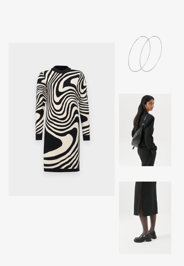 Čierne a krémové šaty svetrového strihu s vlnkovaným prúžkovaným vzorom, dlhými rukávmi a rebrovaným výstrihom, vyrobené z pleteného materiálu.; Čierne kožené topánky s okrúhlou špičkou, silným blokovým opätkom a elastickými bočnými akcentmi, skombinované s tmavými pančuchami a čiernou sukňou so štiepením.; Žena s dlhými tmavými vlasmi, oblečená v čiernom obleku, nesúca čiernu koženú kabelku na ramene, pozerajúca cez rameno na bielom pozadí.; Strieborné kruhové náušnice s minimalistickým dizajnom. Cirkulárny tvar, hladký povrch a tenký profil. Ľahké s lesklým povrchom.