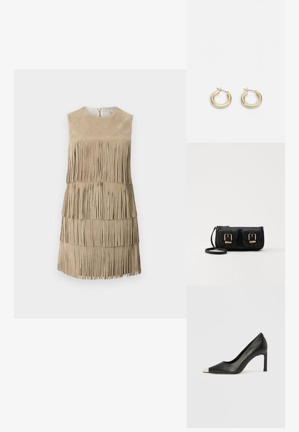 Beżowa sukienka z zamszu z warstwowym detalem frędzli. Okrągły dekolt z zapięciem na zamek z tyłu. Gładka tekstura, długość powyżej kolan.; Czarny skórzany but na wysokim obcasie z ostrym noskiem i metaliczną srebrną nasadką. Posiada gładkie wykończenie i smukły obcas o wysokości 10 cm.; Czarna skórzana torba na ramię z dwoma przednimi kieszeniami, złotymi klamrami, zamkiem błyskawicznym i cienkim paskiem. Teksturowana powierzchnia i kompaktowy prostokątny kształt.; Lauren Ralph Lauren BASIC SMALL HOOP - Kolczyki