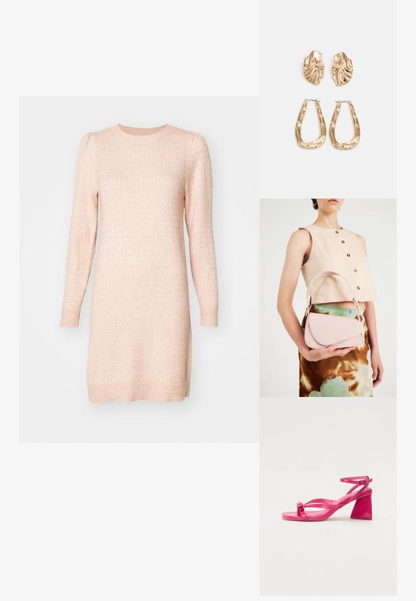 Vestido de malha de manga comprida e decote redondo em suave rosa claro. Malha texturizada com padrões ligeiramente elevados, punhos ajustados e silhueta reta.; Sandálias de salto em verniz rosa com bico quadrado, tiras estreitas e um salto em bloco geométrico. Apresentam um detalhe em fivela na tira.; Bolsa de mão rosa em pele com aba curva, alça única para o ombro e linhas limpas. A bolsa apresenta uma textura suave e um design minimalista.; Brincos em tom de ouro com formas onduladas e texturizadas. Inclui studs escultóricos com presilha e um design de argola aberta com um acabamento martelado.
