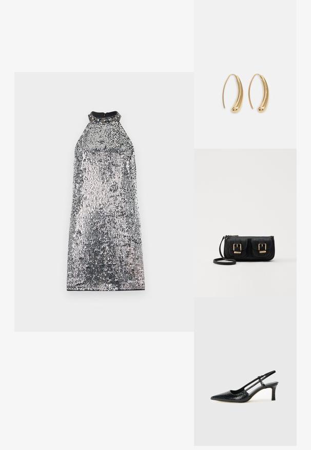 Srebrna sukienka z cekinami, z wysokim dekoltem i teksturowaną powierzchnią. Posiada czarny kołnierzyk oraz zamek błyskawiczny z tyłu.; Czarne lakierowane czółenka na obcasie typu slingback z wąskim noskiem, z teksturowanym wzorem wężowym, regulowanym paskiem oraz krótkim, teksturowanym obcasem w kształcie słupka.; Czarna skórzana torba na ramię z dwoma przednimi kieszeniami, złotymi klamrami, zamkiem błyskawicznym i cienkim paskiem. Teksturowana powierzchnia i kompaktowy prostokątny kształt.; Złote metalowe kolczyki w kształcie obręczy o zakrzywionym, wydłużonym kształcie. Posiadają gładką, błyszczącą powierzchnię oraz zaokrąglony koniec dla dodatkowego efektu.