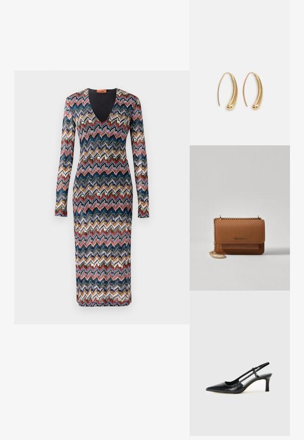 Rochie cu mânecă lungă, decorată cu un model în zigzag în nuanțe de albastru, roșu, crem și auriu. Design cu decolteu în V; material tricotat cu o siluetă ajustată.; Pantofi cu toc slingback negri din patent, cu vârf ascuțit, cu imprimeu de șarpe texturat, curea ajustabilă și toc scurt texturat.; Geantă crossbody din piele texturată maro, cu curea din lanț aurit și închidere cu clapetă. Partea din față prezintă detalii cu logo și o buzunar sub clapetă.; Cercei din metal auriu, cu un design curbat și alungit. Au o suprafață netedă și strălucitoare, cu un vârf rotunjit pentru un detaliu suplimentar.