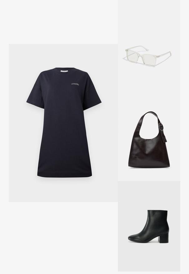 Čierne bavlnené tričko s krátkymi rukávmi, okrúhlym výstrihom, voľným strihom, so malým bielym potlačeným logom na hrudi a hladkou textúrou.; Čierne kožené členkové čižmy s špicatou špičkou a hrubým podpätkom. Hladká textúra s minimálnymi akcentmi a elegantným, priliehavým dizajnom.; Priehľadné plastové okuliare s námestovými rámami a priehľadnými šošovkami, s kultivovanými zlatými akcentmi na spánkoch pre zvýraznenie detailov.; Hnedá kožená taška cez rameno s hladkým povrchom, zaobleným tvarom, širokým popruhom a kruhovým kovovým akcentom na rúčke.