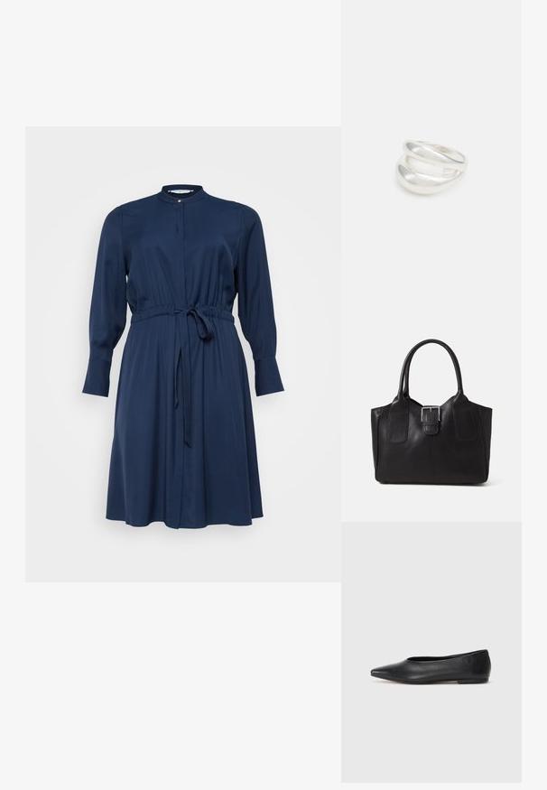 Tumši zils kleita, garas piedurknes, apaļa apkakle, ar sašaurinātu jostasvietu, saistīta ar jostu, garums zem ceļgaliem, izgatavota no gludas auduma ar pogām priekšā.; Melna ādas baleta kurpe, ar norādītu purngalu, minimālisma dizains, gluda tekstūra, zema papēža augstums, bez redzamiem aksesuāriem vai rotājumiem.; Melnas ādas somiņa ar gludu tekstūru, strukturētu formu, divām rokturām un izteiktu sudraba sprādzi priekšpusē.; Sudraba divu joslu gredzens ar gludu, pulētu virsmu. Iezīmējas ar plūstošu, izliekta dizaina struktūru ar pārklājošām sekcijām modernam izskatam.