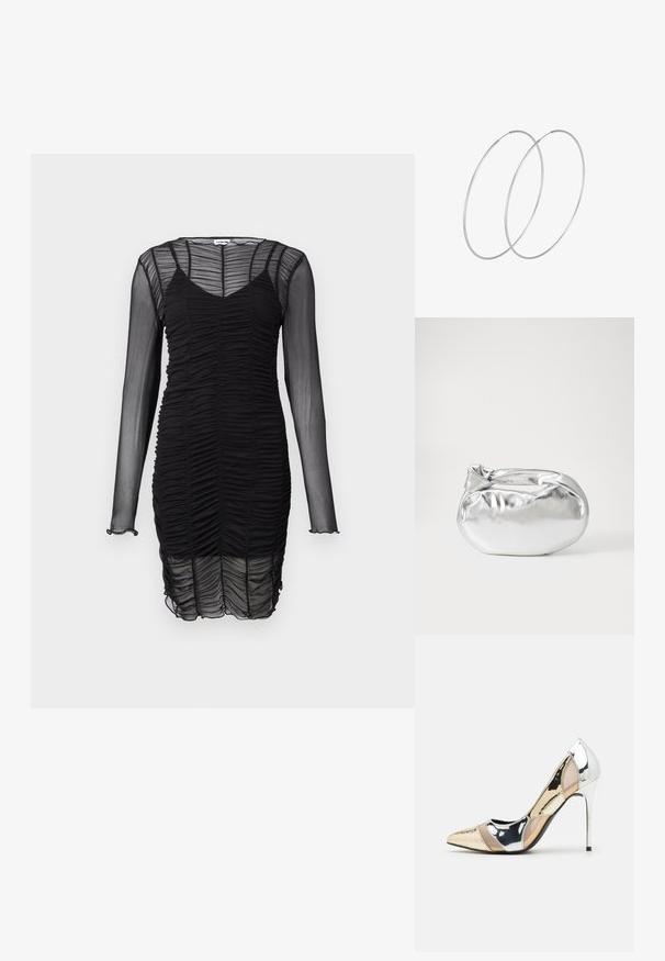Svart långärmad klänning i sammetsliknande genomskinligt tyg. Den har en V-ringning och en figurnära silhuett, med subtil volang vid ärmsluten.; Spetsig tå högklackad sko med en färgpalett av silver, guld och nude. Glansig yta med utskärningsdesign, utrustad med en stilettklack.; Silverfärgad metallisk påse med en mjuk, rundad form och en knutstängning upptill. Tillverkad av ett mjukt material i konstläder.; Silverfärgade hoopörhängen med en minimalistisk design. Cirkulär form, slät yta och tunn profil. Lätta med en polerad finish.