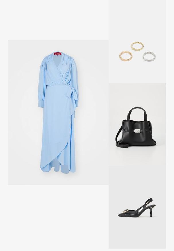 Cras LOGAN DRESS - Proginė apranga - dutch blue; Juodas odinis batelis su atviru kulnu, smailiu pirštu, liekna kulniuku ir auksinės spalvos detalėmis ant batus. Lygus paviršius ir struktūrizuotas dizainas.; Juodas odinis rankinės su tekstūruota apdaila, turintis dvi viršutinės rankenos, nuimamą peties diržą ir sidabrinį užsegimą.; Trys metalinės žiedai: vienas rožinės aukso, vienas auksinis su tekstūruotais akcentais ir vienas sidabrinis, visi su įmintu ženklinimu vidinėje juostoje.