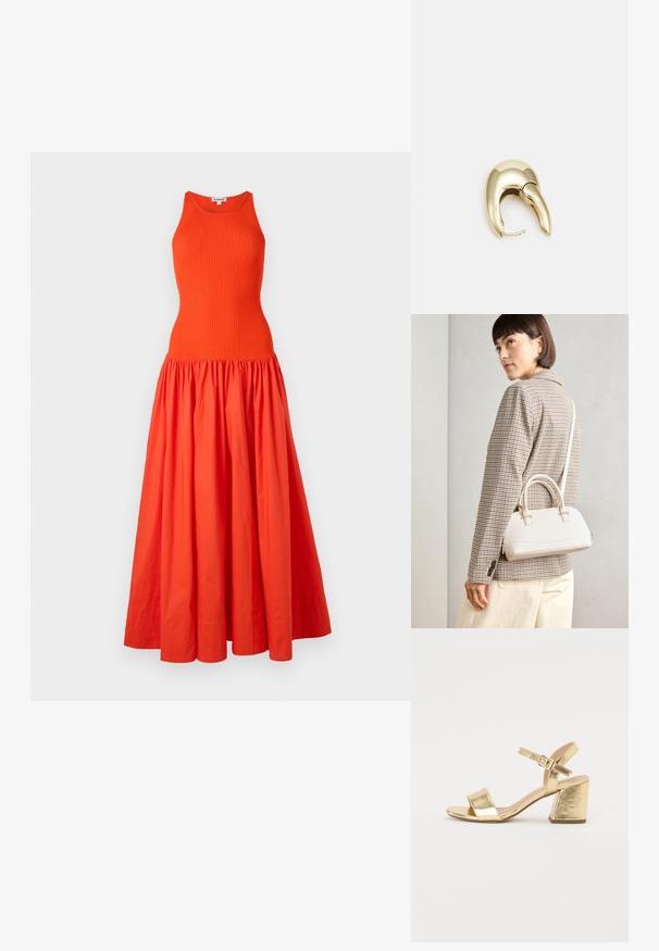 Dlhé oranžové šaty s rebrovaným, bezrukávovým topom a zhromaždenou, splývavou sukňou vyrobenou z ľahkej tkaniny. Čistý dizajn bez ďalších ozdôb.; Zlaté metalické vysoké podpätkové sandále s hrubým podpätkom, otvorenou špičkou a remienkom na členku. Hladká textúra a minimalistický dizajn.; Biela štruktúrovaná kabelka s krátkymi rúčkami a ramenným popruhom, s zlatými kovovými prvkami a textúrovaným materiálom, vystavená na šedom pozadí.; Náušnice z kovu v zlatej farbe s elegantným, zakriveným dizajnom. Majú charakteristický špicatý tvar, leštený povrch a uzáver na pánt.