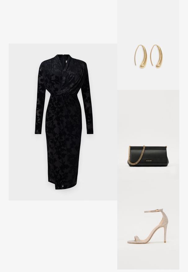 Diane von Furstenberg TAMRA DRESS - Koktélruha / Partiruha - black; Fém rózsaarany színű, pántos magassarkú szandál, texturált felsőrésszel, nyitott orral és arany csattal díszített bokapánttal.; Fekete bőr kisméretű táska arany lánccal, sima felülettel, téglalap alakú, és dombornyomott márkázással az elején.; Aranyszínű fémből készült karika fülbevalók ívelt, hosszúkás formával. Simaságával és fényes felületével, valamint lekerekített végével további részletekkel bővül.