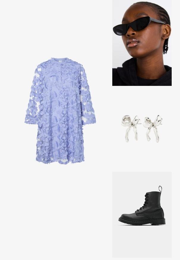 Rochie de culoare violet deschis, cu broderie florala, având guler rotund, mâneci lungi și material transparent, ornata cu detalii florale tridimensionale.; Cizmă de luptă din piele neagră, cu vârf rotund, șireturi în față și o bandă de tragere la gleznă. Dispune de o talpă groasă din cauciuc pentru durabilitate.; Ochelari de soare negri în stil cat-eye cu finisaj mat, având un design elegant și colțuri ușor curbe, amplasați pe ținuta întunecată a unui model.; Cercei argintii în formă de arc cu o finisare lustruită. Caracteristicile includ o suprafață texturată și un design curbat, cu prindere tip post-back.