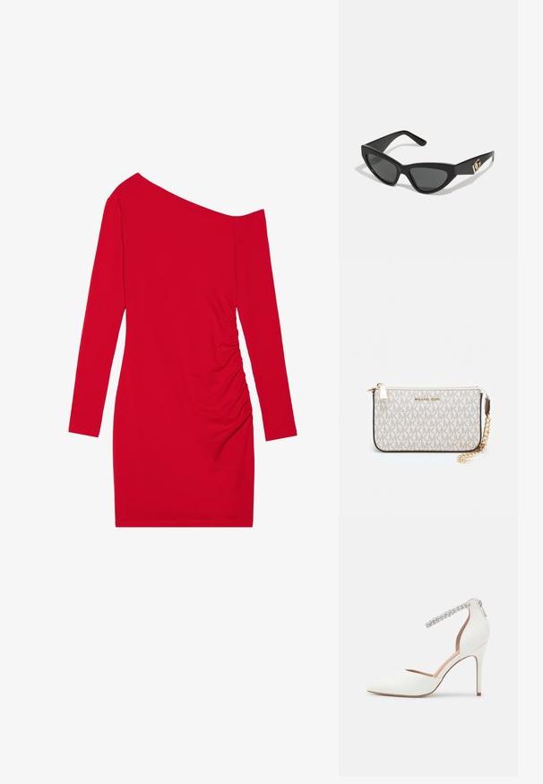 Punainen pitkähihaista mekko, jossa on epäsymmetrinen kaula-aukko, kerätty rakenne yhdellä puolella ja tiukka siluetti. Valmistettu joustavasta kankaasta.; Valkoinen korkokenkä, jossa on terävä kärkimuotoilu, nahkamateriaali, säädettävä nilkkahihna, johon on koristeltu kristalleilla, ja kapea stiletto-korko.; Aurinkolasit kissansilmällä, joissa on matta musta muovikehys, tummat linssit ja kultainen logokiinnitys temppeleissä. Kulmikas muotoilu ja sileä pinta.; Michael Kors kääröbeige pinnoitettua kangasta, jossa on toistuva MK-logo -kuvio, kultaiset yksityiskohdat ja irrotettava ketjuhihna.