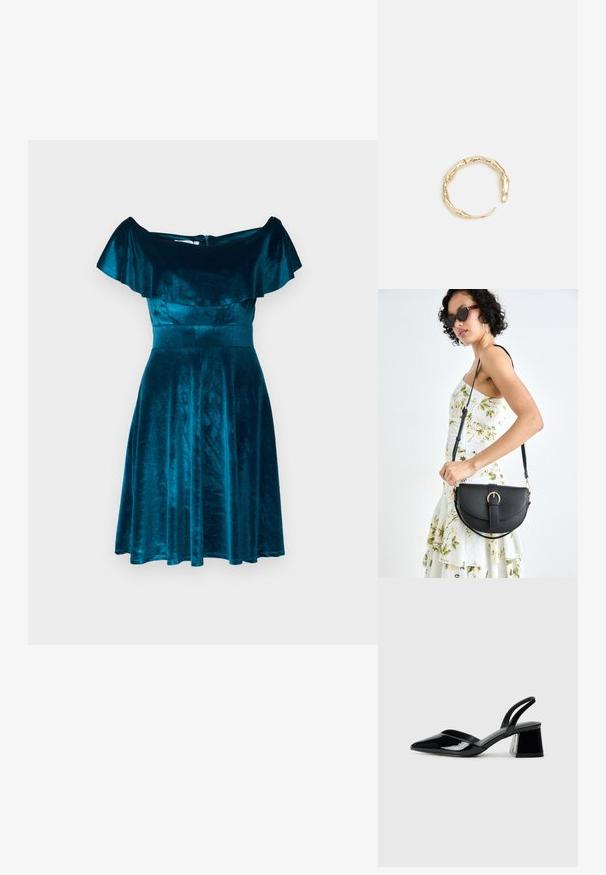 Tursko plava baršunasta haljina s off-the-shoulder volanom, uskim tijelom i raširenom suknjom. Glatka tekstura s suptilnim sjajem.; Crne lakirane kožne sandale s otvorenom petom i špicastim vrhom, s geometrijskom blok petom. Imaju elegantan, minimalistički dizajn i glatku teksturu.; Crna kožna torba s lukovitim oblikom, odvojivim remenom i zlatnim detaljima. Torba ima preklop s kopčom.; Prsten u zlatnoj nijansi s organskim, uvijenim dizajnom, glatkom teksturom i suženim krajevima, koji stvara moderan, skulpturalni izgled.