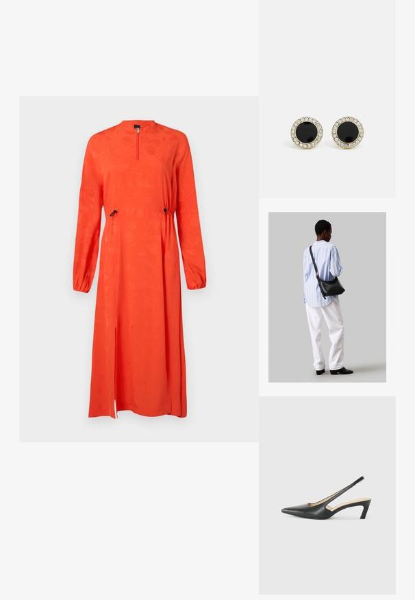 Punane pikakäistega kleit kõrge kaelusega, tõmbluku sulgemine, elastne vöökoht, külgmised lõhikud ja tekstuuriline lillemuster.; Must mustaga, terav varvas, madala kontsaga sildiga king, mis on valmistatud siledast nahast ja mille küljel on lõike disain hingavuse tagamiseks.; Must have mustras alasi nahkpatsi, pehme tekstuuriga, kolmnurkse kujuga ja reguleeritava rihmaga, koos helesinise triibulise särgi ja valgete pükstega.; DKNY INLAY STUD - Kõrvarõngad - black/gold-coloured