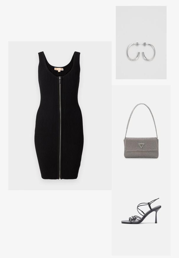 Čierne rebrované šaty s priliehavým strihom, výstrihom do tvaru lodičky a predným zipsom. Hladká textúra a bezrukávový dizajn.; Čierne sandále na vysokom podpätku majú tenké remienky s uzlovým dizajnom, hladký štvorcový špičku a elegantný stiletto podpätok.; Svetlošedá metalická kabelka s reťazovým popruhom, ozdobená malými kruhovými kovovými štítkami a trojuholníkovým logom značky.; Strieborné kruhové náušnice s hladkým a lesklým povrchom. Okrúhly tvar, ľahký dizajn, s uzáverom na kolík.