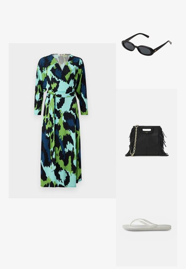 Suknelė-raštu, išskirtinėje spalvų gama, kuri apima žalią, mėlyną ir juodą abstrakčias formas. Pagaminta iš minkšto audinio, turi ilgus rankovės ir surišamą diržą.; Balti šlepetės su tekstūruota padu, turinčios plonas juosteles ir plokščią konstrukciją. Pagamintos iš gumos, su subtiliu logotipu ant pado.; Juodos didelės saulės akinių su ovaliais objektyvais, lygia plastiko rėmeliu ir aukso akcentais ant šventyklos. Tamsūs objektyvai suteikia apsaugą nuo saulės.; Juodas odinis rankų darbo rankinys su frinzuotomis detalėmis, auksine grandinės petneša ir išpjauto dizaino rankena. Pirmoje pusėje yra logotipo vieta.