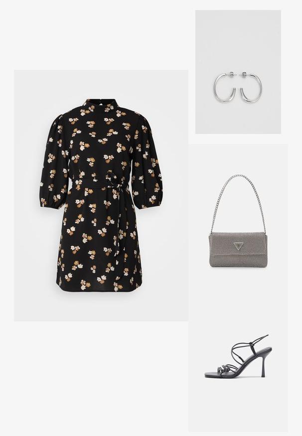 Črna cvetna obleka z visokim ovratnikom, napihnjenimi rokavi, zavezovanjem in vzorcem belih in rjavih cvetov po celotni obleki.; Črne visoke sandale na peto imajo tanke naramnice z vozlom, gladek kvadratni toe in eleganten stiletto peto.; Svetlo siva kovinska torbica z verižnim ročajem, okrašena z majhnimi okroglimi kovinskimi bleščicami in trikotnim logotipom blagovne znamke.; Srebrne obročaste uhane z gladko, sijočo površino. Zaobljena oblika, lahka zasnova, z zapiranjem na zatič.