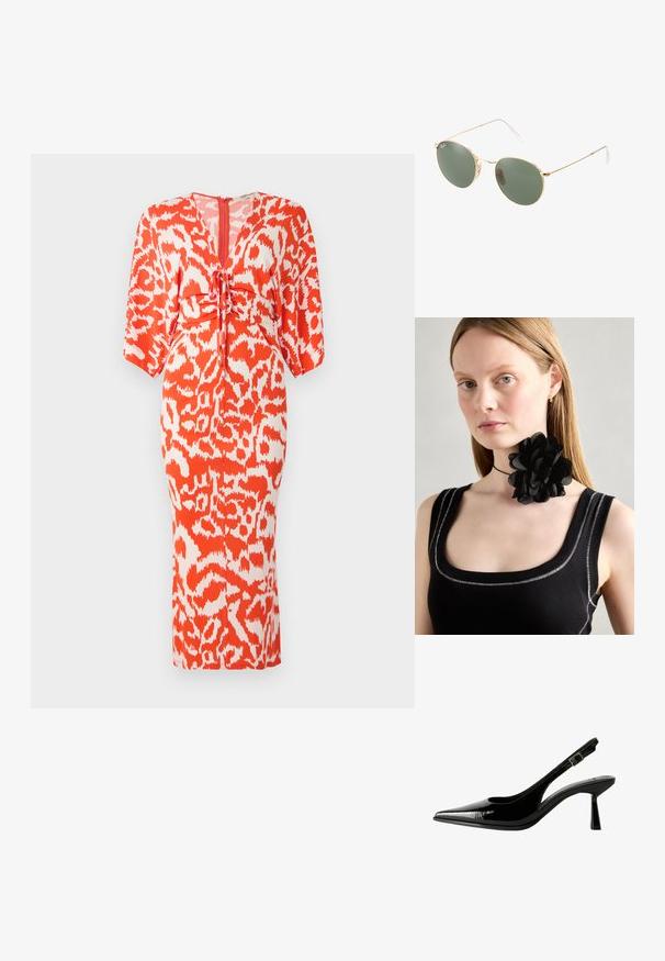 Červené a bílé šaty se vzorem, s hlubokým výstřihem do V, stahovací šňůrkou v pase a krátkými, volnými rukávy. Materiál působí hladce a má přiléhavý střih.; Černé lakované kožené lodičky na podpatku s špičatou špičkou, výřezy na stranách, nastavitelným páskem kolem kotníku a tenkým, elegantním podpatkem.; Sluneční brýle s metalickým zlatým rámem a zelenými skly, kulatého tvaru, s tenkými stranami a bílými plastovými akcenty na koncích ramen.; Černý květinový šperk na krk z vrstvených okvětních lístků, nošený s černým pleteným tílkem s stříbrnými akcenty podél výstřihu a ramen.