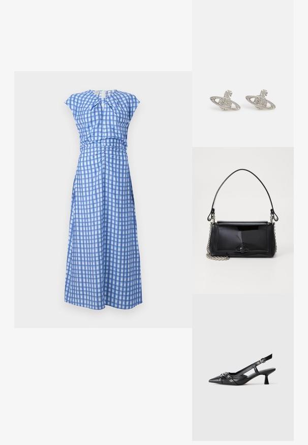 Könnyű anyagból készült kék kockás ruha. Ráncolt derékkal, rövid ujjakkal és kulcslyuk hátkivágással rendelkezik.; Fekete bőr slingback cipő hegyes orral, dekoratív pántokkal, fém szemekkel és alacsony blokk sarkú. Texturált felület.; Fekete lakkbőr kézitáska téglalap alakú, láncos vállpánttal és középen egy jellegzetes fém díszítéssel. Simaszerkezet.; Ezüst fülbevalók, amelyek Szaturnusz formájúak, textúrázott bolygóval és gyűrűvel díszítve, apró, tiszta kristályokkal és masnis fülbevalóval.