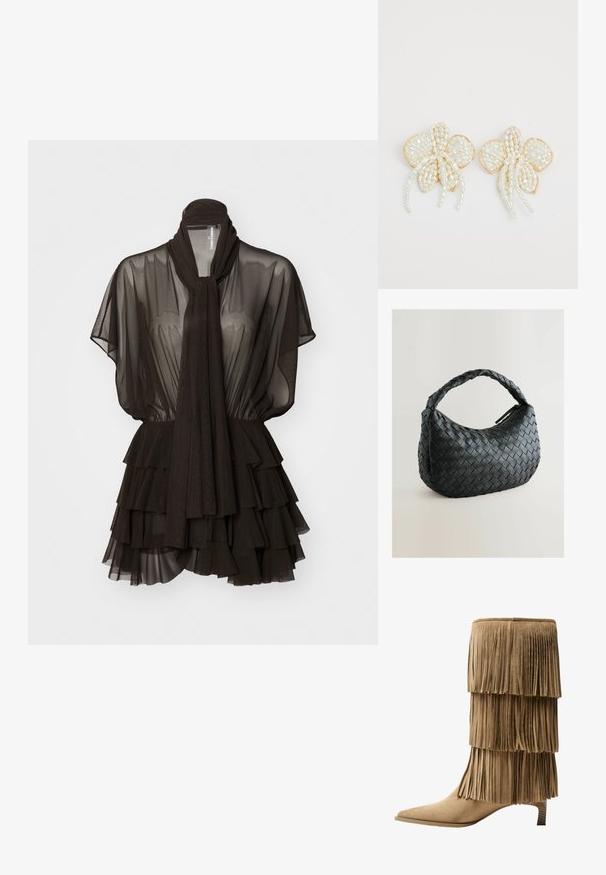 Sort gennemsigtig bluse med lagdelte flæser nederst, en tørklignende detalje ved halsen og brede korte ærmer, lavet af letvægtsmateriale.; Fringe ankelstøvle i tan ruskind med tre lag af frynser. Spids tå og en lav blokhæl. Glat tekstur over det hele.; Sort vævet håndtaske med en rund form, struktureret overflade og et tykt fletgreb. Har en lynlås til sikker opbevaring.; Perleblomsterøreringe med gyldne accenter. Hver petal har små, runde perler arrangeret i et blomstermønster med hængende perledetaljer.