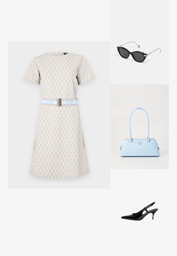 Kurzarmkleid in Creme mit einem geometrischen Muster in Blau und Braun. Es verfügt über einen blauen Gürtel mit silbernem Akzent und einen runden Halsausschnitt.; Schwarze Lackleder-Slingback-Pumpe mit spitzem Zehenbereich, offenen seitlichen Ausschnitten, schlanker Absatz und verstellbarem Knöchelriemen.; Schwarze Cat-Eye-Sonnenbrille mit grauen Gläsern, ausgestattet mit einem Metallrahmen und dekorativen Strasssteinen entlang der oberen Kante. Minimalistisches Design mit eleganten Linien.; Helle blaue Handtasche mit strukturierter Form, glattem Leder, zwei Griffen und einem dreieckigen Markenlogo auf der Vorderseite. Mit Reißverschluss.