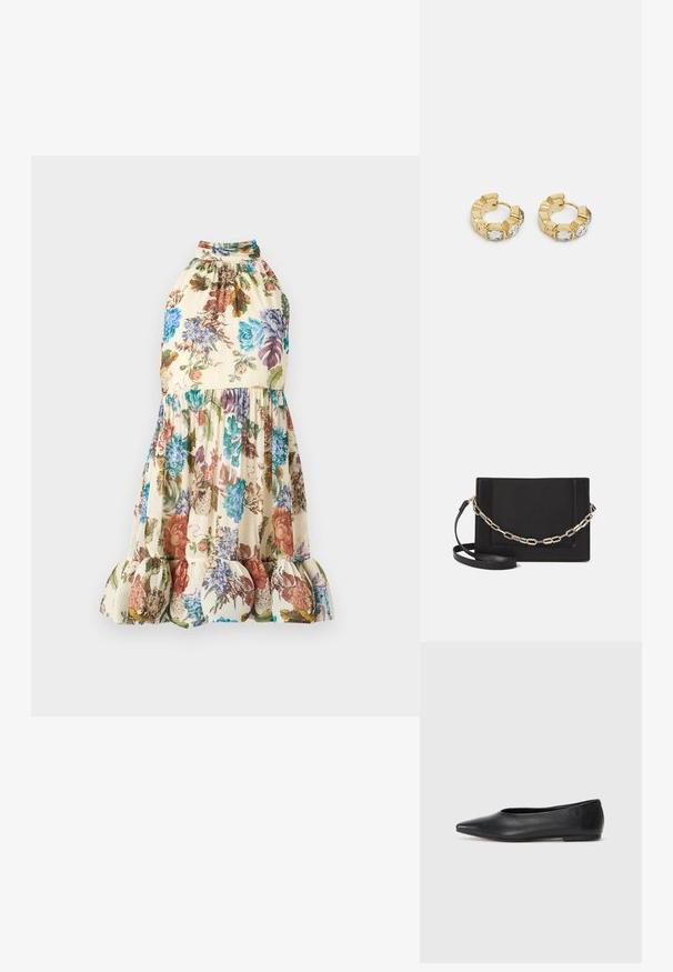 Vestido floral com um fundo creme e padrões florais coloridos. Design com decote halter, cintura franzida e bainha com rendado.; Bailarina de couro preto, bico fino, design minimalista, textura suave, salto baixo, sem hardware ou embelezamentos visíveis.; Bolsa crossbody de couro preto com uma textura suave, forma retangular e um detalhe em corrente metálica na frente. Inclui uma alça ajustável.; Brincos de argola dourados com um design texturizado e três cristais transparentes em um lado, oferecendo uma estética geométrica moderna.