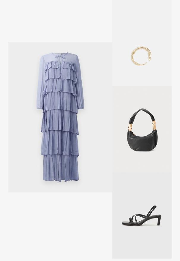 Svetlo modra obleka s dolgimi rokavi, ki vključuje več vodoravnih volanov, okroglo ovratnico s trakom in tekoč, večnivojski dizajn.; Črne natikače s trakovi in kvadratnim prstom ter nizkim blokastim peto. Imajo več tankih trakov in nastavljiv trak okoli gležnja. Narejene so iz gladkega usnja.; Črna usnjena torbica okrogle oblike, mehke teksture, z vozlanim ročajem in zlatimi kovinskimi dodatki. Zadrga za zapiranje.; Zlati prstan s organskim, zvitim dizajnom, gladko površino in taperiranimi konci, ki ustvarja modernega, skulpturalnega videza.