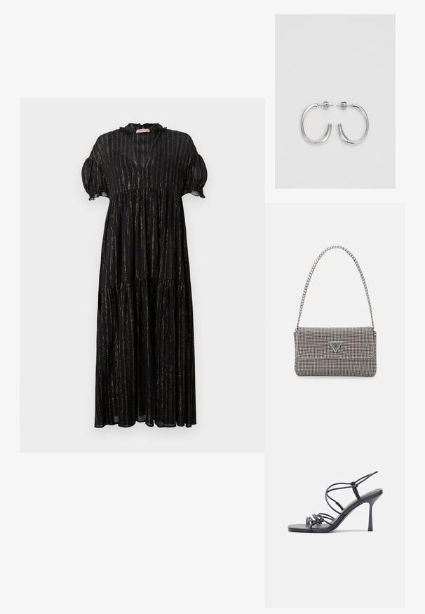 Juoda suknelė su trumpomis pūstomis rankovėmis, V formos iškirpte ir daugiasluoksniu dizainu. Apipinta vertikalėmis auksinėmis juostomis ir nėrinių akcentais palei iškirptę.; Juodos aukštakulnės sandalai pasižymi plonyčiais dirželiais su mazgo dizainu, lygiu kvadratiniu pirštu ir elegantišku stiletto kulnu.; Šviesiai pilka metalinė rankinė su grandinėlės dirželiu, papuošta mažais apvaliais metaliniais smeigėmis ir trikampiu prekės ženklu.; Sidabrinės auskarai žiedai su lygiu, blizgiu paviršiumi. Suapvalinta forma, lengvas dizainas, su uždarymu ant smeigtuko.