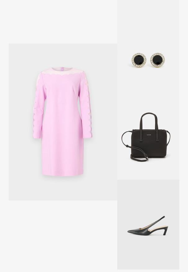 Roze jurk met lange mouwen, voorzien van golvende uitsparingen langs de schouders. Gladde textuur en gestructureerd ontwerp. Ronde halslijn en ritssluiting.; Zwarte puntige slingback schoen met een lage hak, gemaakt van soepel leer en voorzien van een uitsnede aan de zijkant voor ventilatie.; Zwarte handtas met dubbele korte handvatten en een afneembare schouderriem. Glad, leerachtig materiaal met een ritssluiting en logo-detail.; DKNY INLAY STUD - Oorbellen - black/gold-coloured