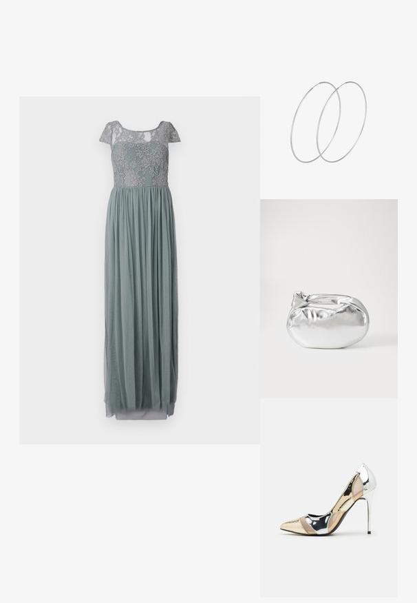 Maxi šaty v tlumené modrozelené barvě s krajkovým korzetem a krátkými úzkými rukávy. Lehce splývavá sukně se sklady vyrobená z měkké, lehké látky.; Lodička s špičatou špičkou a kombinací stříbrné, zlaté a tělové barvy. Lesklý povrch s vykrojeným designem, s jehlovým podpatkem.; Stříbrná kovová taška s měkkým, zaobleným tvarem a uzávěrem s uzlem. Vyrobena z hladké umělé kůže.; Stříbrné kruhové náušnice s minimalistickým designem. Kruh, hladký povrch a tenký profil. Lehká konstrukce s lesklým povrchem.