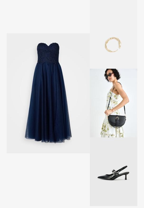 Ärmelloses Abendkleid aus dunkelblauem Stoff, mit einem mit Pailletten verzierten Spitzenoberteil und einem fließenden Tüllrock.; Schwarze Lackleder Slingback-Absätze mit spitzem Zeh und kleinem Blockabsatz, ausgestattet mit einem silbernen Schnallenakzent am Riemen.; Schwarze Lederhandtasche mit geschwungener Form, abnehmbarem Tragegurt und goldenen Beschlägen. Die Tasche verfügt über einen Deckel mit einer Schnallen-Details.; Goldfarbener Ring mit einem organischen, gedrehten Design, glatter Oberfläche und sich verjüngenden Enden, was ein modernes, skulpturales Erscheinungsbild erzeugt.