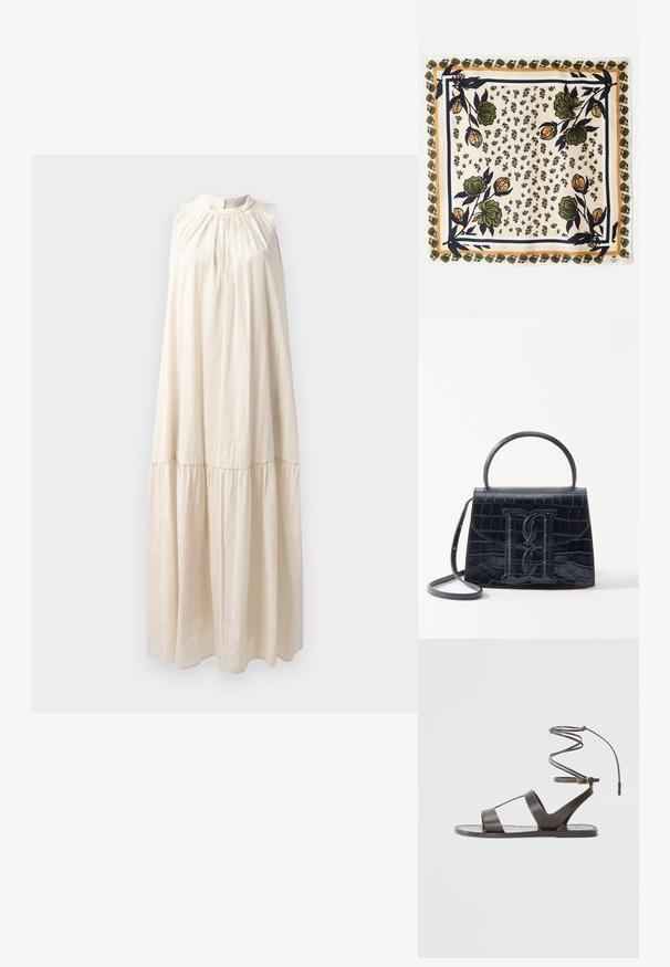Lange, mouwloze jurk in lichtbeige, met een hoge hals, gathers in het lijfje en een gelaagde rok van zachte, gladde stof.; Bruine leren sandaal met een platte zool, met een minimalistisch ontwerp, gebogen enkelband en meerdere uitsparingen voor ademend vermogen.; Zijde sjaal met een crèmekleurige achtergrond en bloemmotieven in groen en oranje. Omrand met een geprint rand met groene accenten.; Zwarte handtas van krokodillleer met een gestructureerd ontwerp, bovenhandvat, verstelbare schouderband en een opvallend voorlogo.