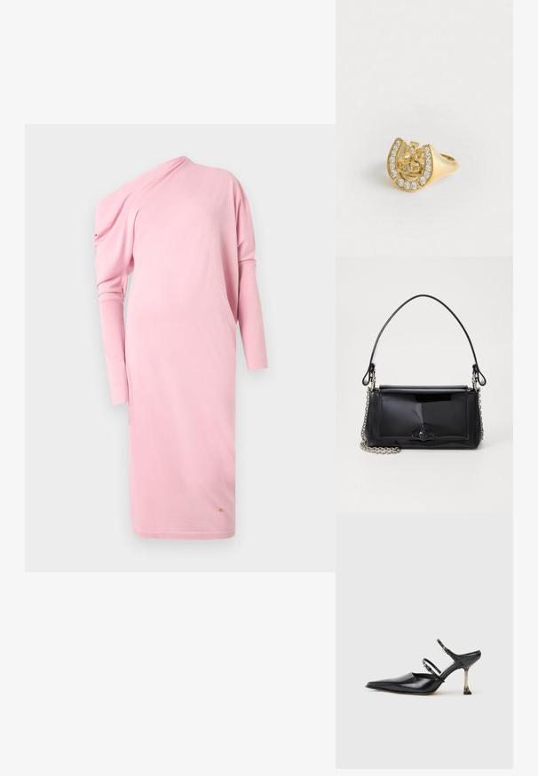Rózsaszín, hosszú ujjú ruha aszimmetrikus, váll nélküli dizájnnal. Sima textúra és testhezálló sziluett, diszkrét logóval a szegélyen.; Fekete bőr, hegyes orrú, pántos szandál, két állítható pánttal és fémből készült sarokkal. Simas texture és minimalista dizájn jellemzi.; Fekete lakkbőr kézitáska téglalap alakú, láncos vállpánttal és középen egy jellegzetes fém díszítéssel. Simaszerkezet.; Arany gyűrű, a belsejében koronával és patkómintával, apró, tiszta drágakövekkel díszítve, fehér háttér előtt.