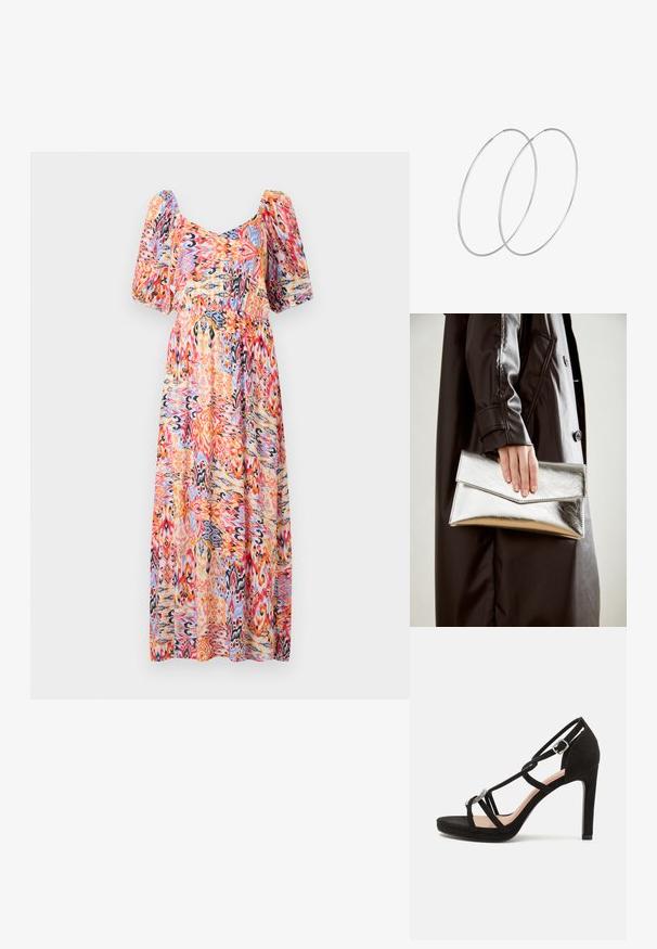 Maxikleid mit Rundhalsausschnitt und Puffärmeln. Hergestellt aus leichtem Stoff mit einem bunten abstrakten Muster in Pink, Orange und Blau.; Schwarze Wildleder-Pappelsandalen mit überkreuzten Riemen, einem dekorativen silberfarbenen Akzent und einer Plateausohle für zusätzliche Höhe.; Silberner metallischer Clutch mit einem eckigen Umschlagdesign, glatter Textur und kontrastierender Innenfarbe, gehalten in einer Hand, die einen schwarzen Mantel trägt.; Silberne Creolen mit minimalistischem Design. Rundform, glatte Oberfläche und dünnes Profil. Leichtgewichtig mit hochglänzender Oberfläche.