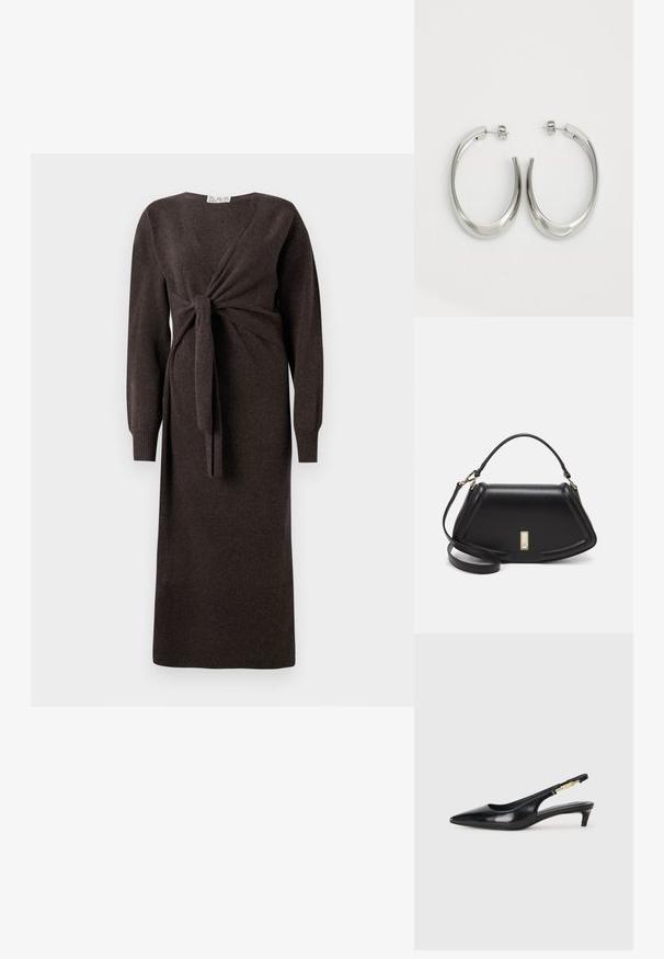 Bruine gebreide jurk met lange mouwen, een wikkeldesign met een voorknoop en ribgebreide manchetten, die tot halverwege het onderbeen reikt.; Zwarte leren slingback hakken met een spitse neus, voorzien van een slanke hak en een goudkleurige accent op de verstelbare band. Gladde textuur.; Zwarte leren handtas met een gestructureerd ontwerp, featuring een verkorte vorm, bovenhandvat en gouden hardwareaccent. Inclusief verstelbare schouderband.; Zilveren oorringen met een gladde, gebogen vorm. Voorzien van een glanzende metallic afwerking en studsluiting. Geen zichtbare patronen of accenten.